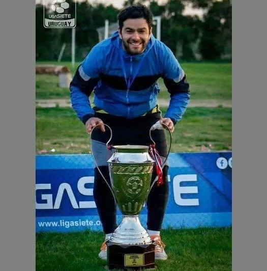 Luis Escobar 