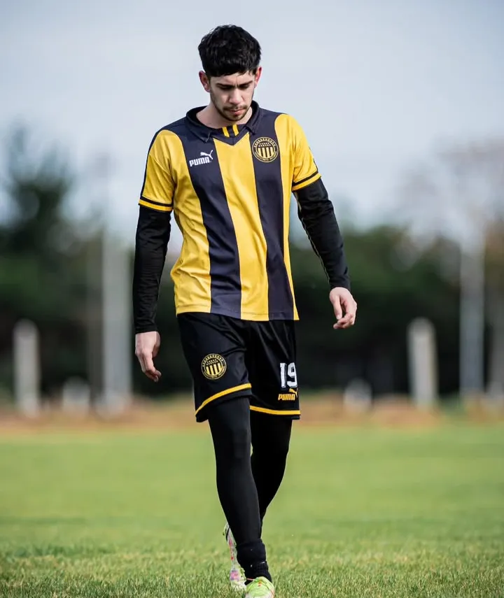 Jonathan Mieres