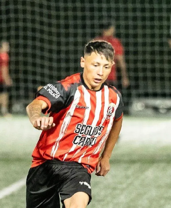 Emiliano Flores