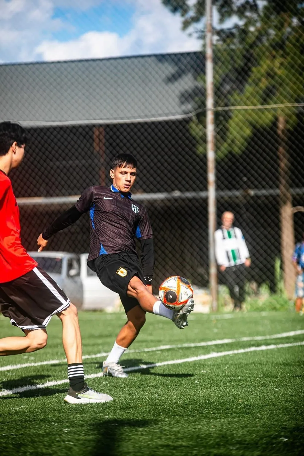 Nelson Saravia 