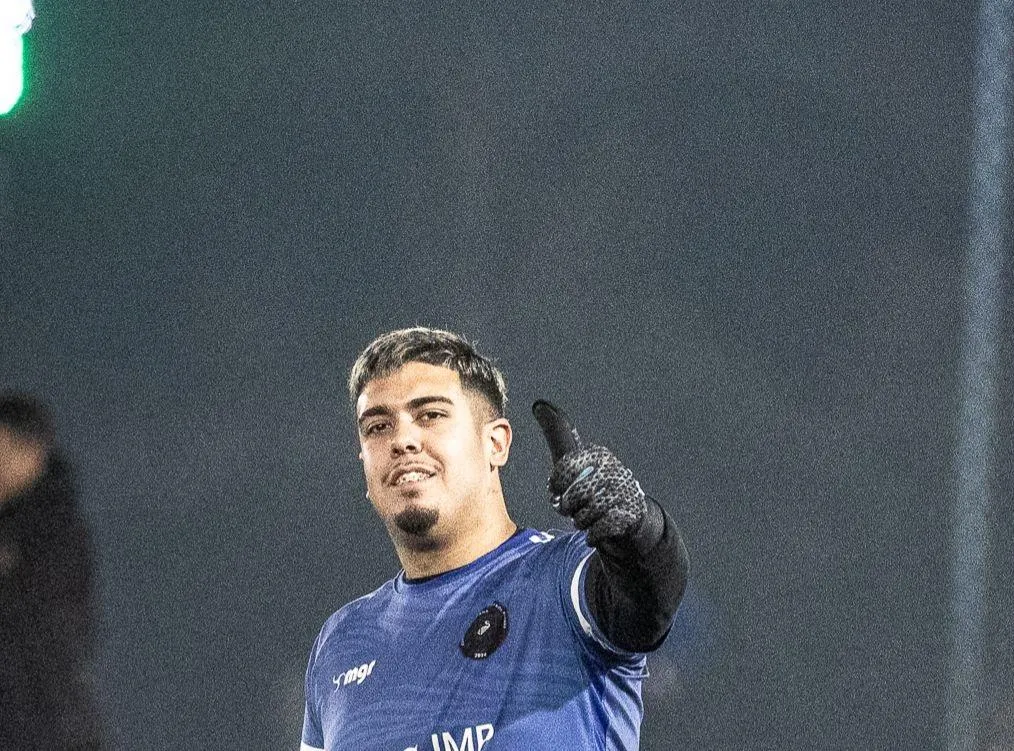 Alejandro Solís 