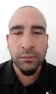Carlos lanza