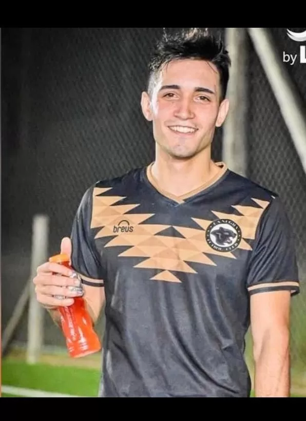 Agustín bruzzone 