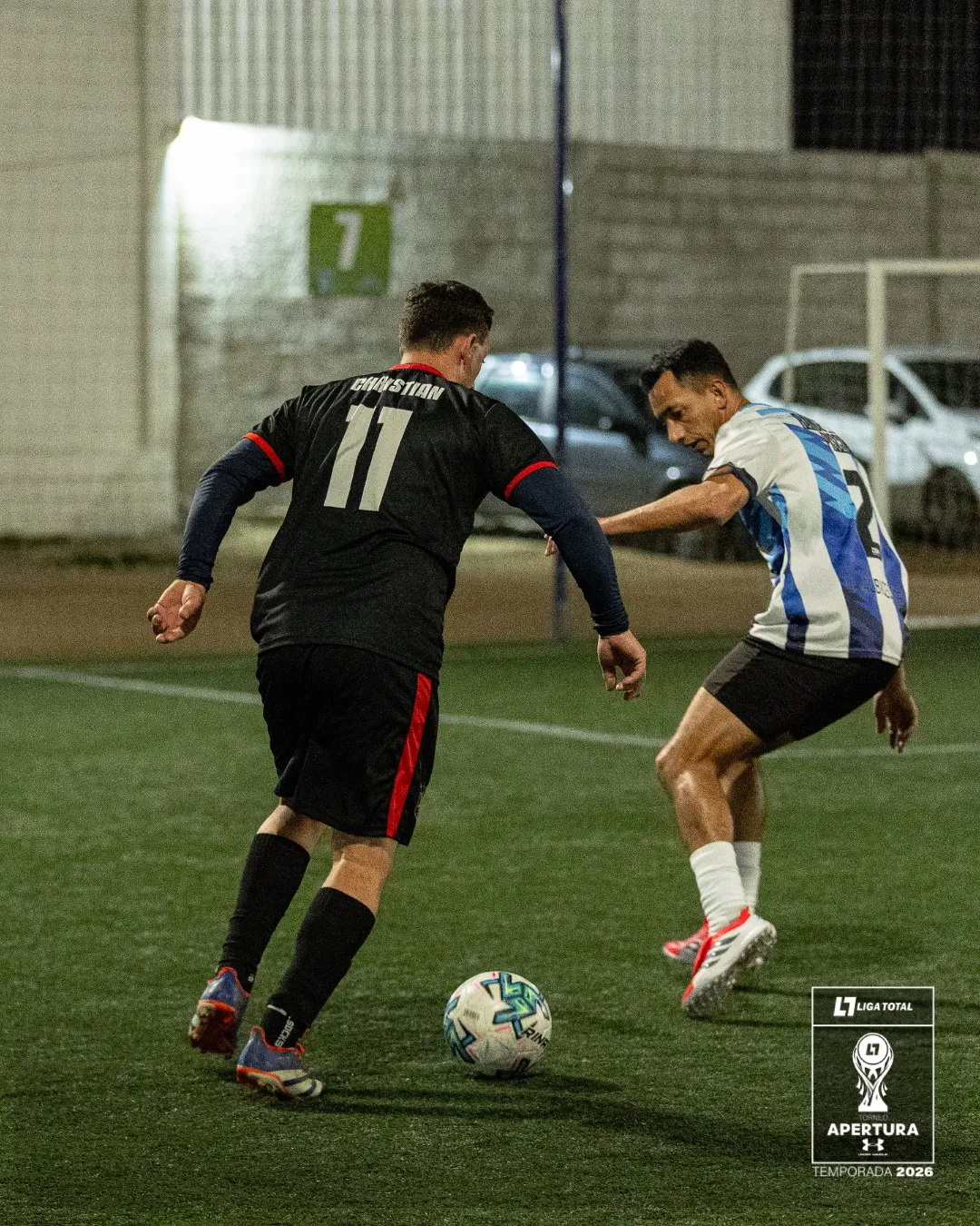 PONIENDO PRIMERA